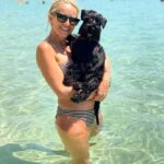 Maria Bekatorou Instagram - Ο υπέροχος Αύγουστος είναι εδώ!Καλό μήνα🤍 #summervibes #august #blessed #thankful #positivevibes #sunshinestories