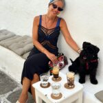 Maria Bekatorou Instagram - Ένα πλάσμα γεμάτο καλοσύνη,ανιδιοτελή αγάπη αλήθεια..Βλέμμα καθαρό και ανυποψίαστο…Να αγαπάμε τα ζώα όπως μας αγαπούν και εκείνα.Να τα σεβόμαστε και να τα νοιαζόμαστε.Μας κάνουν καλύτερους ανθρώπους ❤️Χρόνια πολλά υπέροχα πλάσματα #animallovers #blessed #thankful #animalsday🐾️