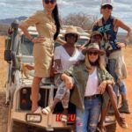 Maria Bello Instagram - Safari as a way of life…. @jibekb @lucygakiichodota @sophiekinyua @dominiquecrenn #kenyatribe @team23rhinocharge ❤️❤️❤️