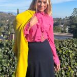 Maria Bello Instagram – Give me bright color in the second half! @chanelofficial
