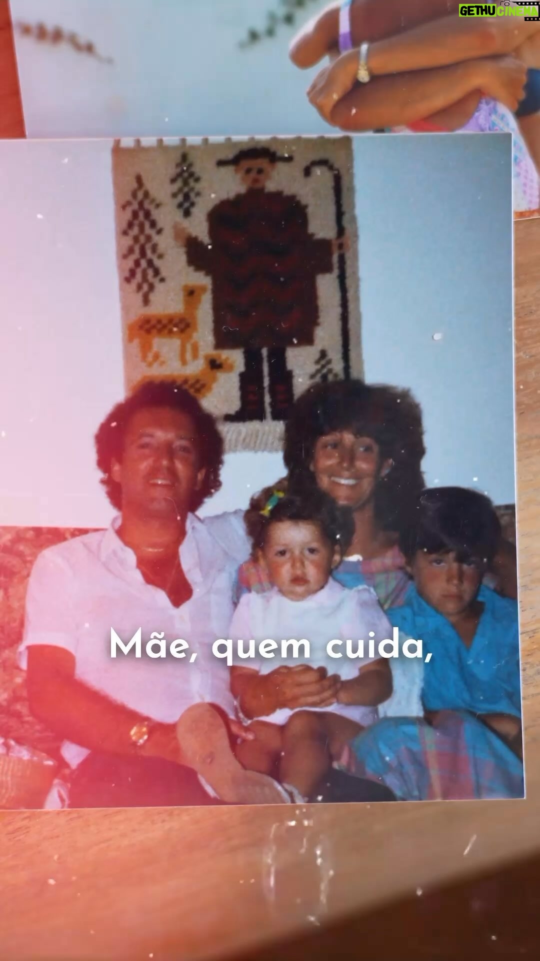 Maria Botelho Moniz Instagram - Mãe, o mundo numa só palavra. Lancôme, a escolha da mãe e da filha que é agora mãe. #Lancome #skincare #renergie #hcftripleserum #lavieestbelle @lancomeofficial #pub