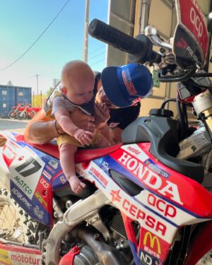 Maria Botelho Moniz Instagram - Deus me ajude. 🥹 🥕 🏍️