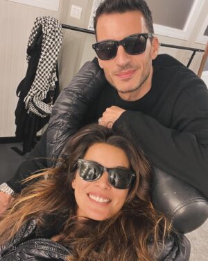 Maria Cerqueira Gomes Instagram - 🥂 meu amigo @ruben_rua!

Que seja um ano em GRANDE, cheio de amor e sonhos realizados!

Que contes sempre comigo… o silêncio que equilibra as tuas explicações, a passividade que às vezes tanto te irrita mas eu sei que valorizas!😂😏 

Estou aqui! ❤️