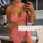 Maria Hering Instagram - Celebrating my 10th year of gym anniversary.. 😍 I’ve been a girl who never worked out in her lifetime before and found everyone weird who was into fitness or any kind of sports .. and when I tried here and there I never seen any results .. so I was thinking it’s just not for me .. also in my family, sport and fitness was unknown field .. so I had no role model in my family .. I was skinny, but More the category skinny fat .. nothing was toned and tight ..Even when I was 25 🤫😅.. at one point I gave weight lifting another chance , I started training just one body part 🍑.. and started to be brave with weights, letting go the fear of looking like Arnold Schwarzenegger after one session 🤓.. and I could finally see results 🤩.. I couldn’t believe it .. and kept going until then .. one of the best decisions in my life for myself, my body and my mindset .. taking the time is for me now a days even more as an act of self love and self respect towards my body .. looking good is one thing .. but feeling good is priceless 💥 it’s never too late to start and even baby steps are always better then nothing .. you can do it . I believe in you 🫶