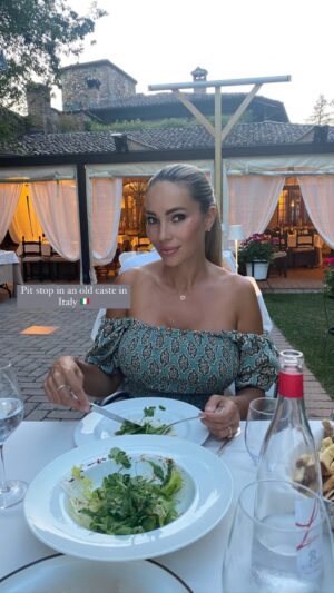 Maria Hering Instagram - Pit stop in Italy 🇮🇹 on our way back to south of France .. #summerroadtrip 
Our hotelroom was in a very, very old castle 🏰 .. the earliest records of the caste date back to 1048 😳.. Impressive, right 😅 👻.. enjoy the moment 😘

#summerroadtrip, #enjoythemoment, #thankyou, #eatyourgreens, #makingmemories, #husbandandwifeyontour #castellodirivalta🏰