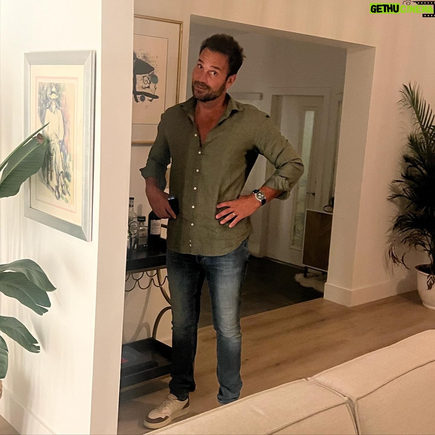 Maria Hering Instagram - Loading 🐣 almost there 😅 thanks for having us at @zuri_miami for the friends and family opening 🙌 Best Mediterranean Food and Atmosphere ✨loved it .. . #zurimiami, #bestrestaurantsmiami, #enjoythemoment, #greatful, #almostthere, #husbandandwifeyontour, #9monthpregnant