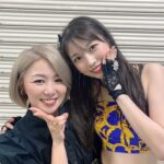 Maria Makino Instagram - ♡ ♡ 💜🍈斉藤瞳さん🍈💜 「いつもInstagramで見てるよ✨」by斉藤さん 「まりあも斉藤瞳さん見てますいつも❣️」 瞳さん💚コンサート来てくださり、ありがとうございました💕💕 まりあとっても嬉しかったです💖 瞳さんにお会いできて超超超嬉しかったです💖💖 ＆ 🍓越後姫🍓の差し入れも、ありがとうございました🐰💗💗 とってもおいしんじょー❤️ 🎀 ✨🎶モーニング娘。'24 コンサートツアー春 MOTTO MORNING MUSUME。🎶✨ 2024.4.29🎤新潟公演 とってもありがとうございました🐰💗 ♡ ♡ #斉藤瞳 さん💜 #メロン記念日 さん🍈 #モーニング娘24 #石田亜佑美 さん💙 #小田さくら さん🌸 #野中美希 ちゃん🐶 #櫻井梨央 ちゃん☕️ #牧野真莉愛