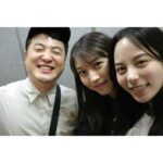Maria Makino Instagram - ♡ ♡ ✨🎂しんじ兄さんバースデーパーティー2024🎂✨ 🎀 「きれいに撮れたから、しゅうちゃんもまりあもこの写真を使ったらいい！」byしんじ兄さん ↓ 1枚目の写真📸 ＆ しゅうこ姉さんはすばらしいカメラを持ってました🐰💖 ･･･などなど。 ブログに感想文書いた🐰🎂※プロフィールから飛んでね💕💕 ♡ ♡ #水田信二 さん #しんじ兄さん #山本萩子 さん #しゅうこ姉さん #モーニング娘24 #牧野真莉愛