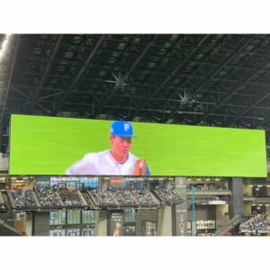 Maria Makino Instagram - ♡
♡
⚾️日本生命セ･パ交流戦2024⚾️
北海道日本ハムファイターズVS.横浜DeNAベイスターズ
2024.5.31🐻ES CON FIELD HOKKAIDO
🐻🐻🐿🦊
うちの試合行きました💖応援❣️❣️❣️
LOVE❤️新庄
つづく🐰“まりブロ”みてね
♡
♡

#LOVE新庄 ❤️
#lovefighters 🐻🐻🐿🦊 #北海道日本ハムファイターズ 💖
#モーニング娘24 #牧野真莉愛