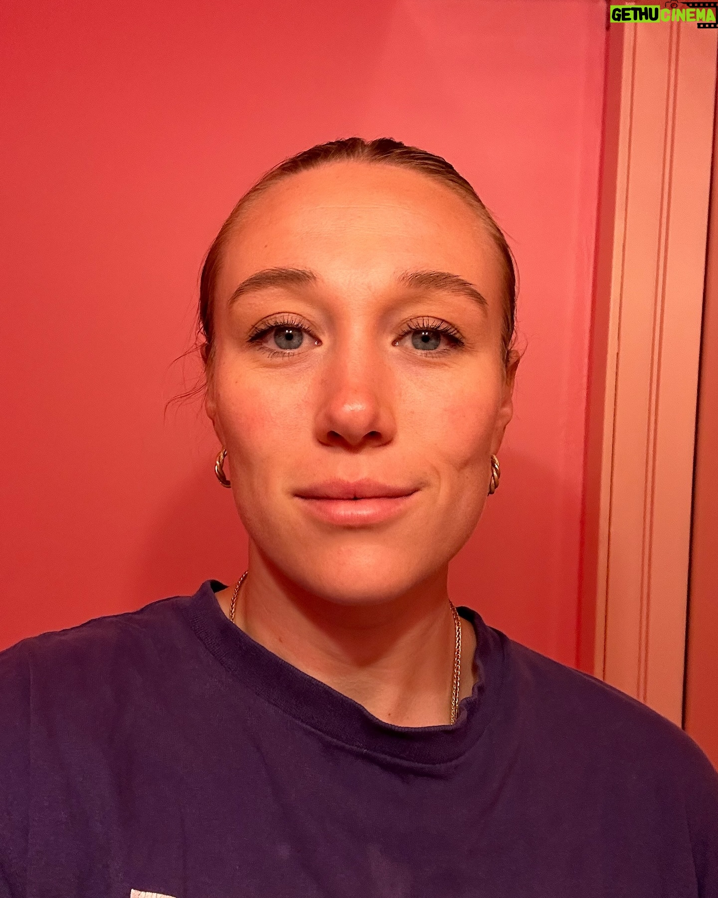 Maria Stavang Instagram - Noen selfies jeg har tatt som jeg ikke husker å ha tatt.