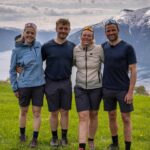 Maria Stavang Instagram - Her kommer mitt lille kjærlighetbrev til 71 grader nord. Tusen takk for alle meldingene jeg har fått av folk, wow!  For et eventyr, faktisk Norges farligste eventyr! Niklas - Shit. Du har vært tålmodigheten selv. Du har betydd så mye for meg her inne og for opplevelsen. En som man kan se opp til! Deilig å få se i finalen hva som bodde i deg når du ikke måtte bære på lag Nordkapp. En maskin med noen svakheter i kategorien isbre. Takk for turen Niklas!! <3 Bilal - Faen så du banner. Haha og jeg har blitt så glad i deg. Du er en bukk. En stabeist. Og vi har vært to bukker sammen. Jeg er så imponert over deg som person. Alt du kan. Du er ydmyk og vettug! Som Terje sa, den yngste eldste jeg har møtt. Det var en overgang for meg å ikke vite hvor mange ganger du har gått på do når hverdagen kom tilbake. Takk for turen Bille! <3 Caroline - Takk for at du ble med på tur og at vi to var jentene på Nordkapp! Du er noe av det morsomste jeg vet om <3 «Å dø er ikke noe å være redd for, for tenk om du dør på 71, da dør du på TV og det er ikonisk.» Kevin - Kevin tenk at du finnes. Jeg kan ikke fortelle noe om deg for da blir dette innlegget tatt ned. Jeg er glad produksjonen aldri fant den kniven du hadde gjemt i rompen. Jeg håper du får Gullrute. Johanne - Den var sur!! Det tok litt tid før vi ble kjent, vi måtte bare slå ut hele Lindesnes først. Du er gøy!! Du er søt og uskyldig også visste jeg hele tiden at det bor et monster i deg. Jeg kommer til å angre hver dag på at jeg lærte deg å ta ut kordinater på grader, men jeg burde kanskje lært meg det selv først! Takk for tur! Og takk til resten av Lindesnes og produksjonen!!! Ville tatt 100 dager til!! 📸 @matti_bernitz
