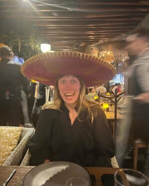 Maria Stavang Instagram - Her er 10 bilder Magnus har tatt av meg på feire i Mexico.