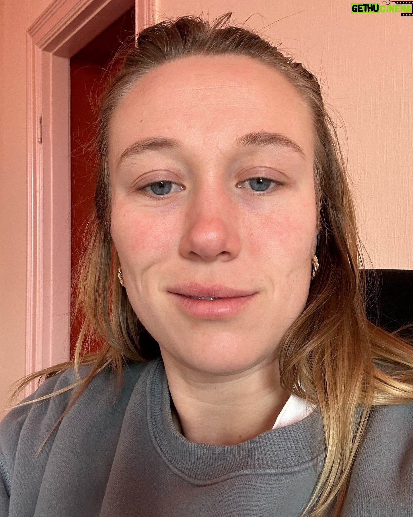 Maria Stavang Instagram - Noen selfies jeg har tatt som jeg ikke husker å ha tatt.