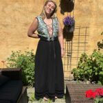 Maria Stavang Instagram – Gratulerer med dagen!! I dag kan man faktisk kaste skjorten! 🇳🇴