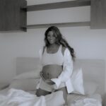 Maria Taylor Instagram - Pregnancy made me stop passing judgement on my body and just be grateful. The stretch marks, linea nigra, extra pounds, widening hips, and swollen everything served a purpose. I’ve never been more proud of my imperfect body. styled by @thatgirlthatdidyourhair 📸: @valineciaga