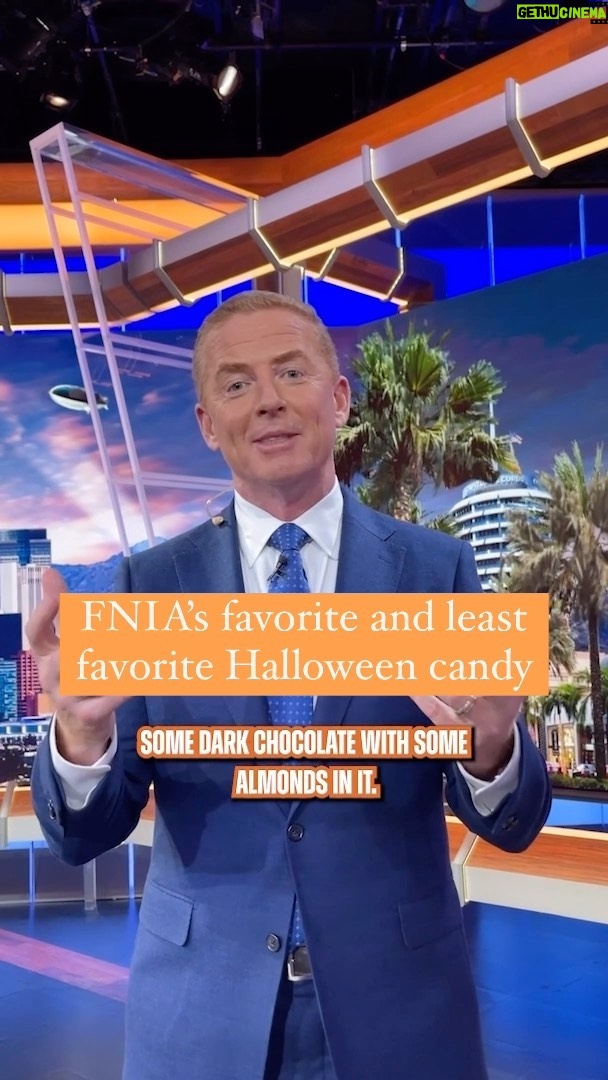 Maria Taylor Instagram - Happy Halloween from the FNIA crew! 🎃🍬👻