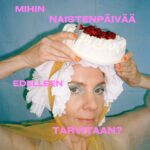 Maria Veitola Instagram - Tänään on naistenpäivä. Siksi toivoisin, että te kaikki - erityisesti miehet, antaisitte muutaman minuutin tälle postaukselle. 💐 Tasa-arvo ei nimittäin ole valmis. 💐 Naisilla on tässä yhteiskunnassa edelleen hoivavastuu, mikä tarkoittaa sitä että naisten oletetaan hoitavan lapset, vanhukset ja sairaat niin kotona kuin töissä. Naisvaltaisilla aloilla palkat ovat pienemmät ja työolot huonommat. Kotityötkin kaatuvat naisten niskaan. Suomi on EU:n mukaan Euroopan toiseksi turvattomin maa naisille. Suomessa naisista yli puolet (57%) on kokenut fyysistä väkivaltaa, seksuaaliväkivaltaa tai uhkailua. Naisilla, sukupuolivähemmistöistä puhumattakaan, ei yksinkertaisesti ole samoja oikeuksia tai vapauksia kuin miehillä. Syy siihen on yksinkertainen: niin on ollut aina. Älä käsitä väärin, monet naisiin kohdistuvat epäkohdat ovat parantuneet ja menneet eteenpäin. Lakeja on säädetty suojelemaan naisten ja tyttöjen oikeuksia ja monia lasikattoja on rikkoutunut viime vuosikymmenen aikana. Se tarkoittaa sitä, että nainen on ensimmäistä kertaa toiminut sellaisessa tehtävässä, jota aina aiemmin on hoitanut mies. Olemmekin saaneet nähdä naispresidentin sekä esimerkiksi useita naisia piispoina ja puolueiden puheenjohtajina. Ei riitä, että vain naiset osallistuvat talkoisiin, joissa pyritään muuttamaan yhteiskuntaa oikeudenmukaisemmaksi. Meitä jokaista tarvitaan ja muutos hyödyttäå kaikkia. Myös miehiä ja ennen kaikkea erilaisia vähemmistöjä. Toivoisinkin, että tänä naistenpäivänä pysähtyisit sen asian äärelle, mitä juuri sinä voit tehdä? Jospa liittyisit Naisten Pankin, Planin tai Unicefin kuukausilahjoittajaksi? Ja jos olet jo sellainen, mites olisi vaikka Naisliitto Unionin jäsenyys tai lahjoitus Naisten Linjalle, Lääkärit ilman rajoja järjestölle tai UN Womenille? Rahan antamisen lisäksi voit vaikuttaa suoraan jakamalla tietoa. Mitä jos ottaisit nämä teemat esille seuraavalla kerralla kun tapaat ystäviäsi? Kysy tuttavapiirisi naisilta ja sukupuolivähemmistöihin kuuluvilta ihmisiltä, että miten voit auttaa? Mitä he kaipaisivat tänä naistenpäivänä ja elämässä muutenkin? Näillä sanoilla, aivan ihanaa naistenpäivää. 💘