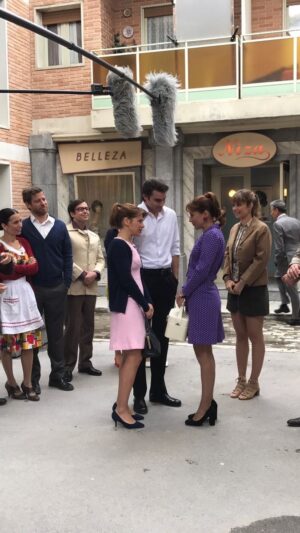 Mariam Hernández Instagram - La semana pasada terminó la grabación de “Amar es Para Siempre”, una serie que ha hecho historia y en la que fui inmensamente feliz.

Gracias @diagonaltelevisio @jaumebanacolocha @_eduardocasanova @labueladeltechno y a todo el equipazo, tanto detrás como delante de cámaras, me guardo a Henar Pacheco para siempre. Enhorabuena por tantos años y gracias por haber cuidado tanto a quienes hemos tenido la suerte de trabajar con vosotr@s ❤️