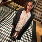 Mariam Hernández Instagram – Anoche me reí muchísimo con #Matusalèn , enhorabuena querido @davidgalangalindo y a tod@s l@s amigos que trabajan en la peli y que están maravillos@s @julian_lopez @mirenib ❣️

Gracias siempre a mi @mardy_nogales @valytyplace @coosyofficial @longchamp @marinagarciajoyas 
Y a  @rebecatfigueroa , me hace muy feliz verte 💫

 @miguelportillof1 gracias por venirte desde el extrarradio amigo!! 🤣🤣