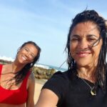 Mariam Hernández Instagram – Pocas cosas me gustan más que este plan: un buen chándal, vino, berberechos, mates mañaneros, playas vacías, charlas infinitas, mear bajo las estrellas…

@an__nuk @xeniatostado ❣️

#fuerteventura 
#mejoresplanes 
#nochesbonitas 
#biendegranangular