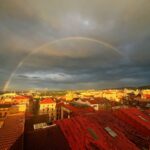 Mariam Hernández Instagram – Hay ciudades que te sorprenden, que no esperas que te gusten tanto, ni encontrar rincones tan especiales, y eso me ha pasado con Avilés. Han sido unos días con muchas sorpresas, museos, deportes, muchos baños, comida rica y tiempazo.

Gracias @turismoavilescomarca @anaflullaby 
Voleveremos 😜