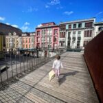Mariam Hernández Instagram – Hay ciudades que te sorprenden, que no esperas que te gusten tanto, ni encontrar rincones tan especiales, y eso me ha pasado con Avilés. Han sido unos días con muchas sorpresas, museos, deportes, muchos baños, comida rica y tiempazo.

Gracias @turismoavilescomarca @anaflullaby 
Voleveremos 😜