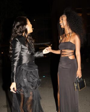 Mariama Diallo Instagram - A night to remember celebrating the @15percentpledge. @revlon thank you so much for having me, @emmagrede & @aurorajames the work you are both doing is incredible and extremly inspiring.  I’m wearing head to toe @sincerelyria.xo #blackowned 🤍

Photos @61.mm