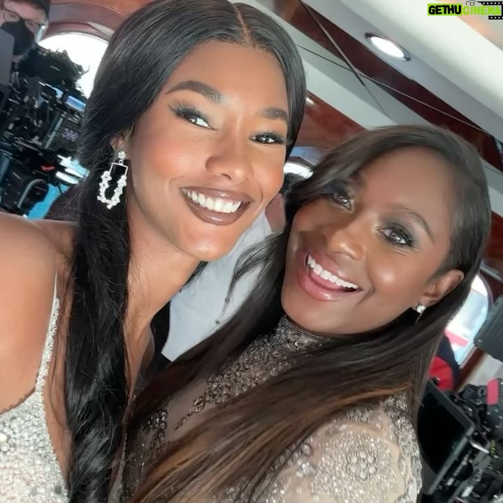 Mariama Diallo Instagram - & that’s a wrap on black Hamptons!! 🎥🎞️ Thank you to everyone who tuned in and the whole @blackhamptonsbet family. Make sure to tune in for the season finale tonight. Trust me it’s full of surprises 🤭🤭