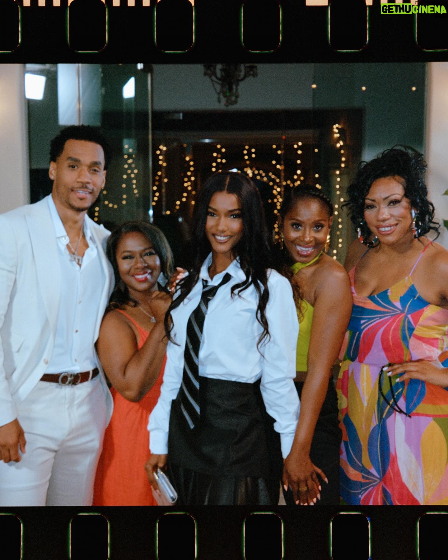 Mariama Diallo Instagram - & that’s a wrap on black Hamptons!! 🎥🎞️ Thank you to everyone who tuned in and the whole @blackhamptonsbet family. Make sure to tune in for the season finale tonight. Trust me it’s full of surprises 🤭🤭