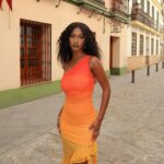Mariama Diallo Instagram - Back & Better 🔥 The Rama dress is back in stock, just in time for your New Year’s plans. I read every email, every comment & made it a mission to perfect the sizing before this drop. Your input inspired me to enhance this bestselling dress, maintaining the sculpt you adore with an even better fit. Don’t forget to explore our updated size chart for the perfect fit. 🤍 It’s been a joy seeing your stunning photos and reels in this Rama dress. Can’t wait to see where you will wear sincerely ria next. ✨✨ #sincerelyria #backinstock
