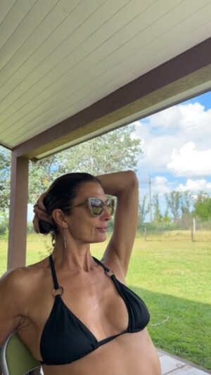 Mariana Arias Instagram - Verano en Buenos Aires 2024
♥️ 🧜‍♀️🔥🎉🥲🦋