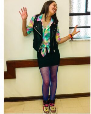 Mariana Lessa Instagram - ~ I wanna fly, come alive, watch me shine ♪
.
Nesse dia eu estava fazendo uma prova de figurino pro episódio do festival de música do @peche ❥ (saudades menino!!), esse figurino foi parcialmente escolhido, só tiramos a meia calça. < curiosidades que sei que vocês gostam de saber ;)