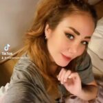 Mariana Avila Instagram – Unos segundos de tu atención…👩‍🦰💋
