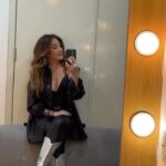 Mariana Avila Instagram - Si no encuentras buenas personas, sé una.👩‍🦰🎈