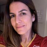 Mariana Gross Instagram – É aniversário da minha irmã! Parabéns,  @analuizagross13 ! Linda, inteligente, cheia de personalidade. Tentei fazê-la virar a casaca, mas, não houve jeito! Ninguém é perfeito… 😂😂😂 🖤❤️❤️💚
