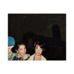 Mariana Loyola Instagram - Pa que vean que la histriónica no era yo, si no @carosemillastral 😜 Gracias vecina por mandarme esta foto increíble de 1981 (!!!) ♥♥