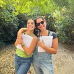 Mariana Loyola Instagram - Principio de año intenso, pero esto ha sido lo más lindo. Escribimos una obra con mi @marianaloyolaruz y hemos ensayado mucho para el Ciclo eMe de @teatro_nescafe y @culturacap. Estreno sábado 9 de Marzo! Dirigidas por @paulabarracepe ♥️ Entradas en link de mi bio