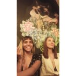 Mariana Loyola Instagram - Por ellas todo ♥♥ Adiós 2022, fuiste complejo, difícil y áspero, pero seguimos pa'elante aprendiendo y soltando. Juntas. Les deseo principalmente mucha energía, amor, salud (🙏🏼), aguante, compañerismo y ganas! Abrazo a cada unx. Vamos con toda la fe por ese 2023 💖💫