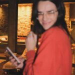 Mariana Molina Instagram - tem até uber moto nesse dump.