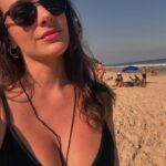 Mariana Molina Instagram - não tem madonna no meu dump. mas tem Avril.