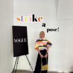 Mariana Prachařová Instagram - máte rádi věci naplánovaný nebo vám dělá líp fungovat tak trochu v chaosu? máte rádi tu svojí rutinku, odškrtávání to do listu, snažíte se ty nejmíň příjemný věci (jak se říká: eat the frig first) dělat jako první nebo sunete všechno před sebou a co se vám nechce klidně odkládáte na další den? téma brunche s Vogue byl totiž time management a bylo zajímavý slyšet, jak to má každý z nás úplně jinak. někdo si najde svobodu v tom mít vše do poslední minuty naplánovaný a nalinkovaný a někoho to naopak stresuje a potřebuje mít v tom životě lehkost a větší svobodu. to se týká hlavně lidí, co dělají kreativní práci páč vyhradit si čas: “tak a teď id 13:00-15:00 budu KREATIVNÍ” prostě nefunguje, tohle naplánovat nejde. s rodinou a dětmi je to plánovaní taky složitější. Tak mě zajímá, jak jste na tom vy? outfit: @terezarosaliekladosova