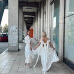 Mariana Prachařová Instagram – marriage story🤍
written by: sám život
directed by: Dana Batulková
costume designer: Martin Kohout 
Cast: Natálie Šebková, Mariana Prachařová, Dana Batulková a další…
location: Strahov
V českém znění…