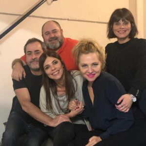 Maribel Verdú Instagram - #felizdiadelteatro 
#diamundialdelteatro 
#invencible mi última función.
Trabajaría cada día con ellos. Pero afortunadamente no los tengo solo en las tablas, forman parte muy importante de mi vida.
@nataliaverbeke 
@jorgecalvo_oficial 
@jorgeboschactor 
@castropilarcordero
