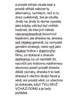 Marie Doležalová Instagram - Pár těch článků mám a budu je sem dávat každý týden. Souhrně jim říkám “špatný matky”. Jsou tak krutě upřímný, že už je rok, dva suším v počítači. Tenhle je z nich nejhorší😂😂co si naši muži myslí? Tady to máte: #spatnymatky
