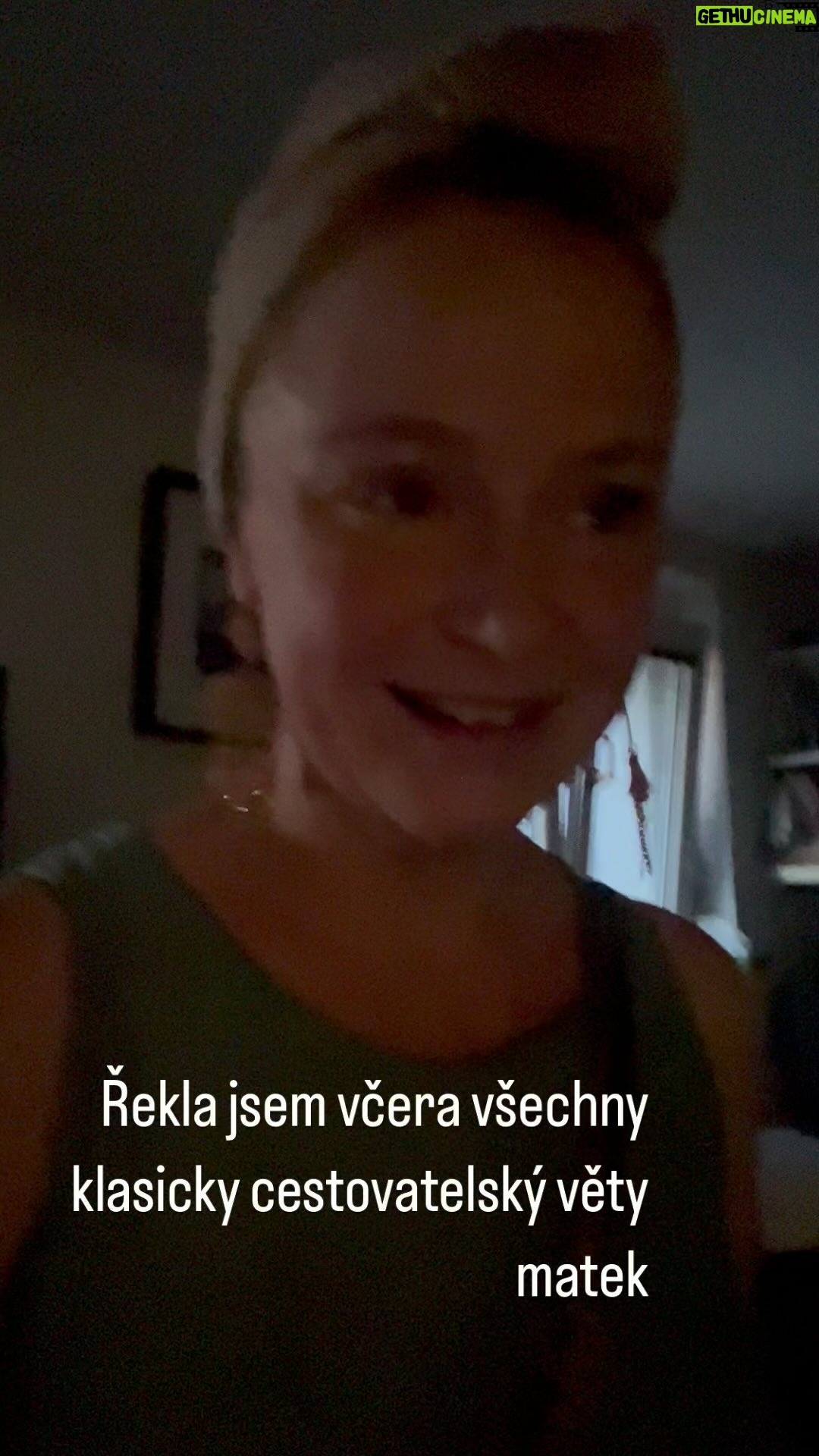 Marie Doležalová - 2.8K Likes - Můj včerejší den v kostce, aneb cestování s dětma. Uf! Ale jsme tady! Jsme tady! Jdeme otestovat Turecko, jakožto prý úžasnou destinaci pro rodiny s dětma. A taky @coraltravel.cz jako průvodce po něm. Mám po tolika letech zase delegátku! Jo! Ale Marcelko, odtud z @marvidafamilyeco se nehneme. Chceme si to tu strašně moc užit! #coraltravelcz
#coralovezazitky
#dovolenavturecku
#marvidafamilyeco