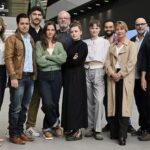 Marie-Lyne Joncas Instagram - Ma nouvelle famille pour les prochains mois…. années? Je jouerai Sophie Lacoste, dans Dumas, la nouvelle série de Luc Dionne qui tourne autour de l’univers des firmes d’enquêtes privées! Qui aurait cru que de manger du métal dans @ici.stat allait me donner un fucking lead dans Dumas! Je me pince!