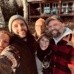 Marie-Lyne Joncas Instagram - Amis, chalet, chien! #géniesdelavitesse