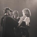 Marie-Mai Instagram – C’est ce soir que se termine la 4e saison EXPLOSIVE de @bigbrothercelebrites. 
Je me trouve si chanceuse d’animer cette émission-là.
Je travaille avec une équipe de production extraordinaire et dévouée. Vous ne pouvez même pas imaginer à quel point ils se donnent corps et âme pour vous offrir le meilleur divertissement possible. 
Un gros MERCI et BRAVO à tous les joueurs de cette année.
Ce show-là existe grace à vous. Ça prend du guts en maudit pour vivre dans une maison où l’on pousse vos limites constamment. Vous avez été exceptionnels et vous suivre au quotidien me manquera beaucoup!
Merci également au public pour votre fidélité! 
Vous savoir en si grand nombre nous motive à nous surpasser à chaque semaine!
On se dit à l’an prochain???💥
@noovo.ca 
@bigbrothercelebrites 
@groupeentourage