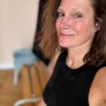 Marie Legault Instagram - Aujourd’hui, j’ai pratiqué avec environ 45 personnes, c’était magique ce partage, on a eu bien chaud aussi ha ha! à voir ma tete 🫠💦 @jivamuktiyogaparis class today was hot yoga 🧘🏻‍♀️ #thankyou Ian Szydlowski 🙏🏻 #yoga #yogapractice #yogaparis #hotyoga #bigtraining #hardworkout #naturelle#frecklesgirl #happyness #grateful #partage #bienêtre #love #sweat #naturalportrait #glowingnaturally #bonnemineassurée #fatigueemaisheureuse