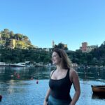 Marie Legault Instagram - Souvenir de Positano 🇮🇹 @anouk.hamel @louishamel_ 🫶🏻 #vacancesenitalie #positano #glamourous #terrasseitalienne #belledestination #happywoman